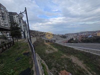 ÇUKURÇAYIRDA DÜĞÜN SALONU İMARLI 1100 M2 KİRALIK ARSA