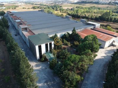 ÇATALCA FERHATPAŞA’DA ÇEVRE YOLUNA CEPHE SATILIK FABRİKA VE TİCARİ TESİS ALANI