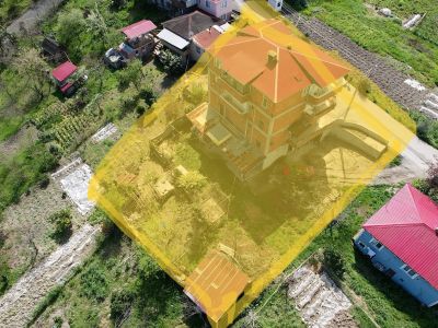 TRABZON BEŞİRLİ'DE SATILIK 557 M2 ARSA VE 4 KATLI BİNA