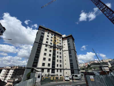 KAĞITHANE PANORAMA SİTESİ'NDE METROYA YAKIN SATILIK 1+1 DAİRE