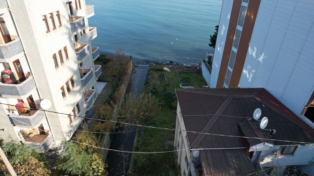 AKÇAABAT YILDIZLI DENİZE SIFIR TİCARİ+KONUT İMARLI SATILIK ARSA