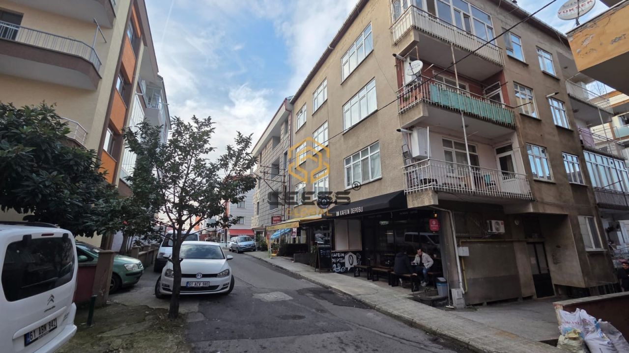 KTÜ A KAPISI YAKININDA 2+1 120M2 SATILIK DAİRE
