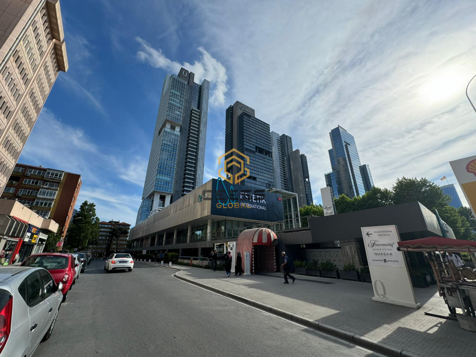 QUASAR İSTANBUL'DA TİCARİ KULLANIMA UYGUN KİRALIK OFİS